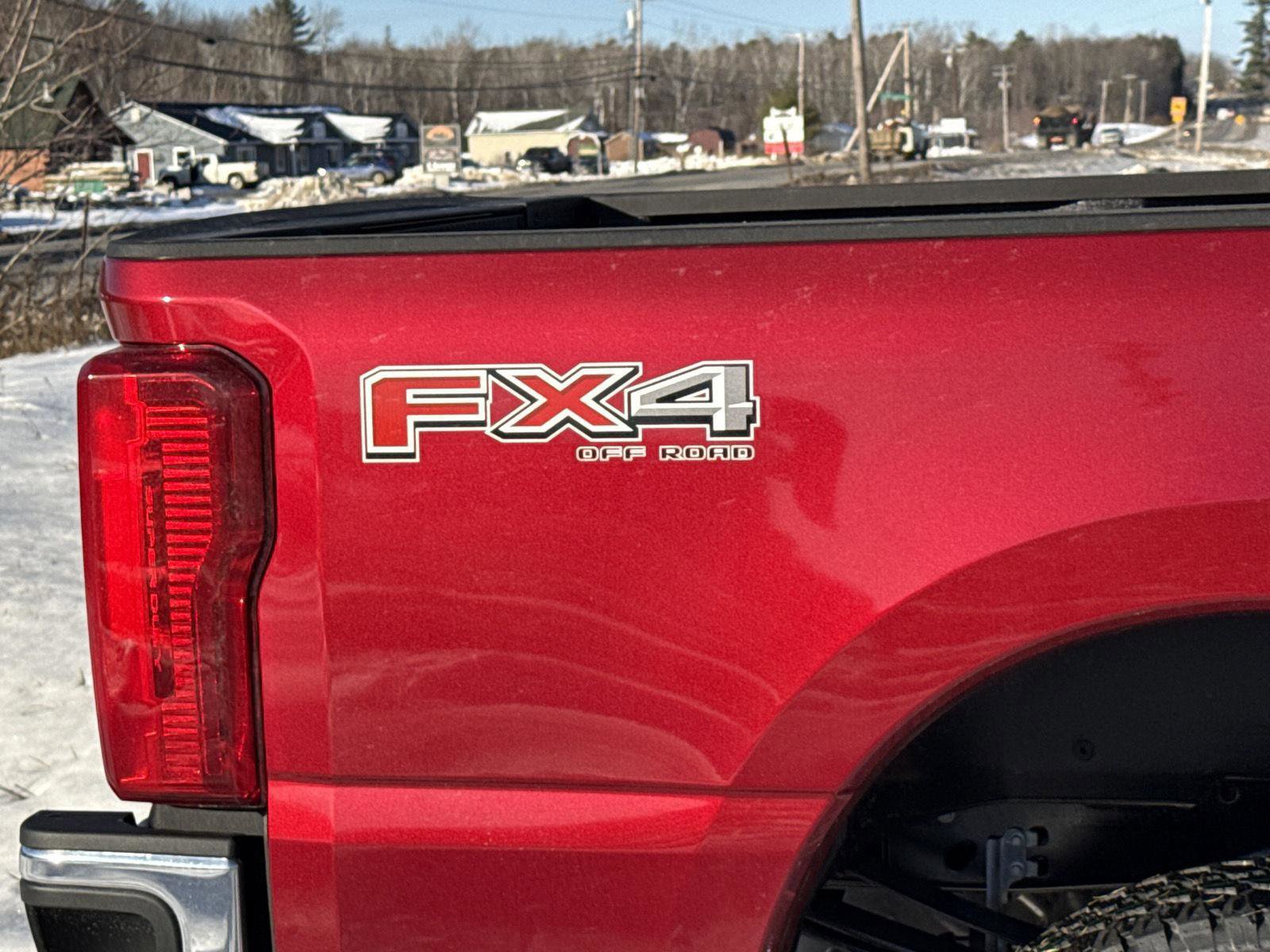 New 2026 Ford F250 XLT w/ FX4 Off-Road Package AWD/4WD image 12