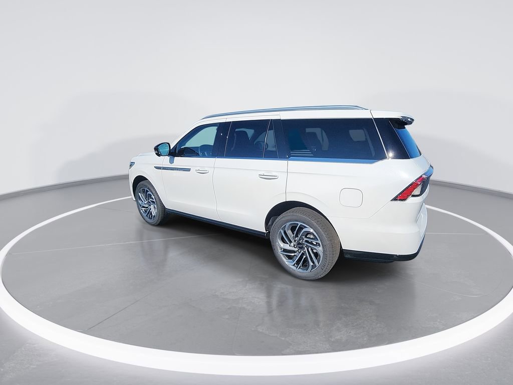 New 2025 Lincoln Navigator Reserve AWD/4WD image 6