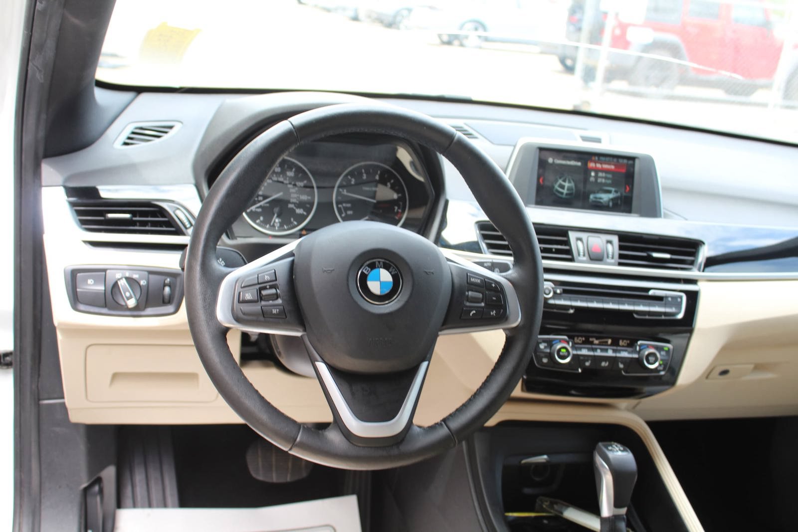 Used 2018 BMW X1 sDrive28i FWD image 18