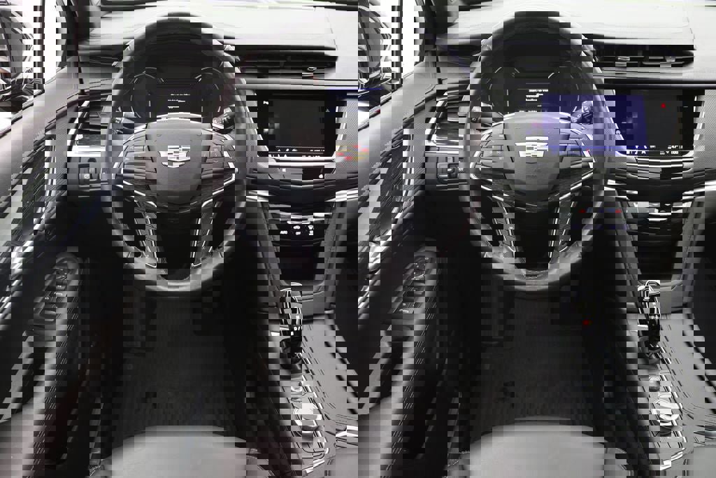 Used 2022 Cadillac XT5 Premium Luxury AWD/4WD image 12