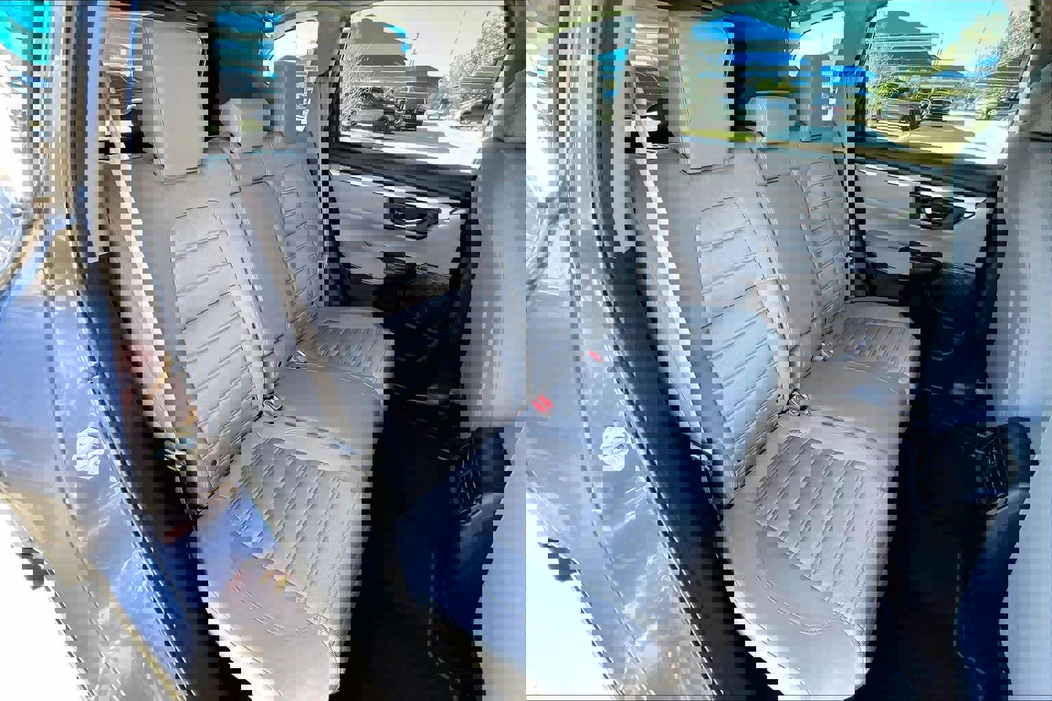 Used 2017 Honda CR-V LX image 19