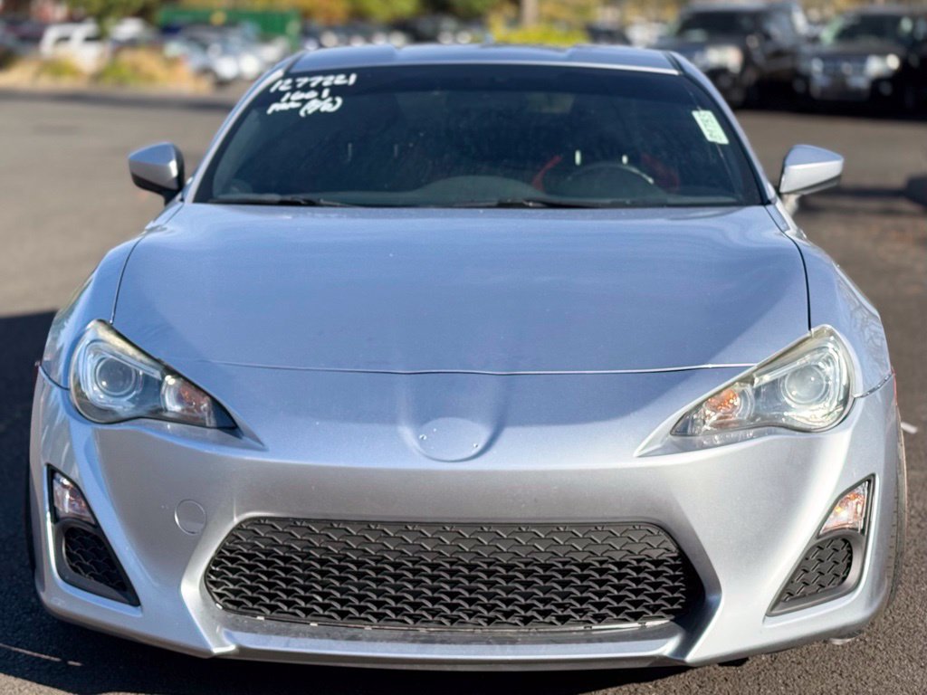 Used 2016 Scion FR-S RWD image 8