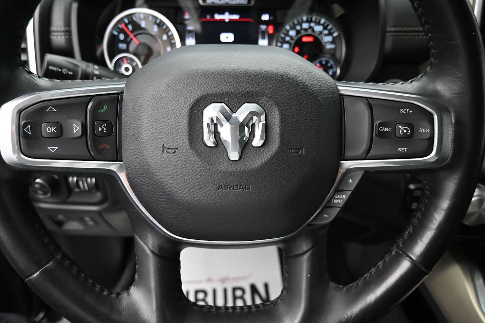 Used 2022 RAM 1500 Laramie AWD/4WD image 6