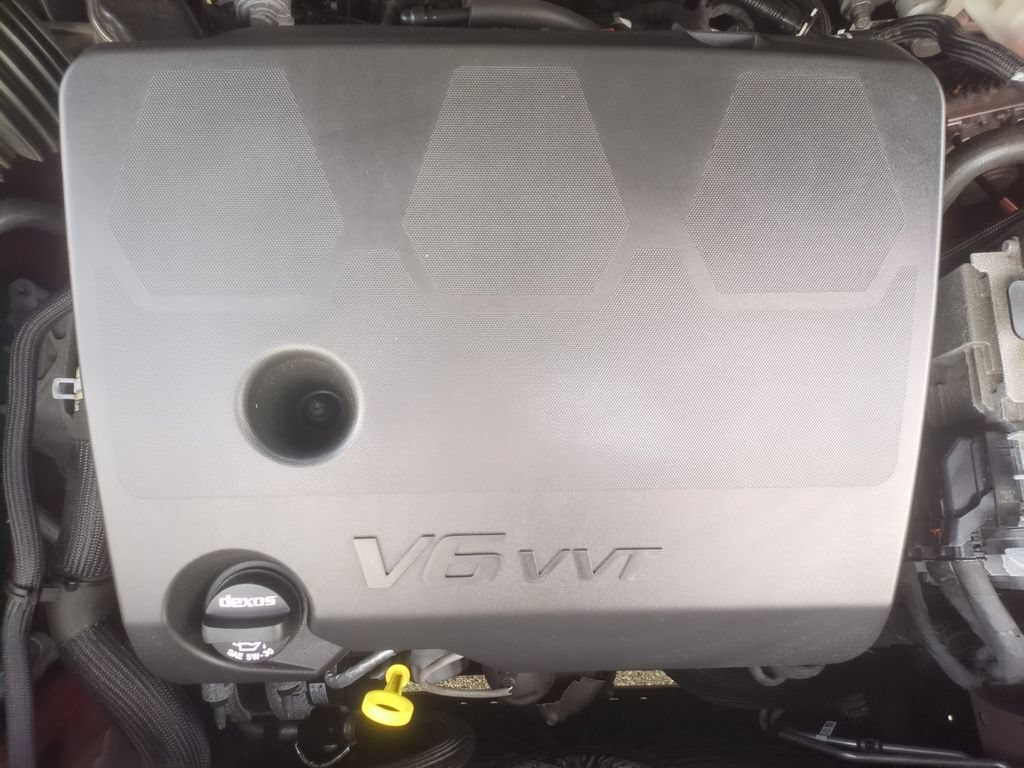 Used 2023 Chevrolet Traverse RS AWD/4WD image 23