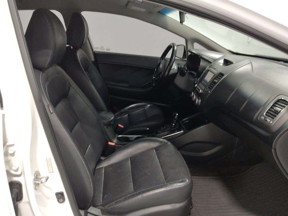 Used 2017 Kia Forte EX image 21