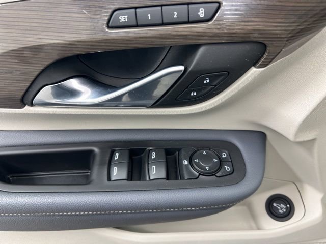 Used 2024 GMC Terrain Denali w/ Denali Premium Package image 14