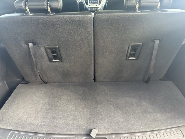 Certified 2023 GMC Acadia SLT w/ Elevation Edition image 8