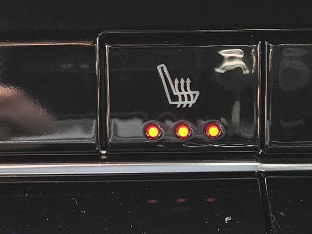 New 2026 Chevrolet Equinox LT w/ LPO, Floor Liner Package image 7