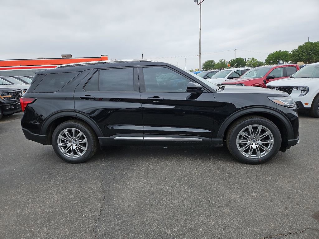 New 2026 Ford Explorer Platinum image 14