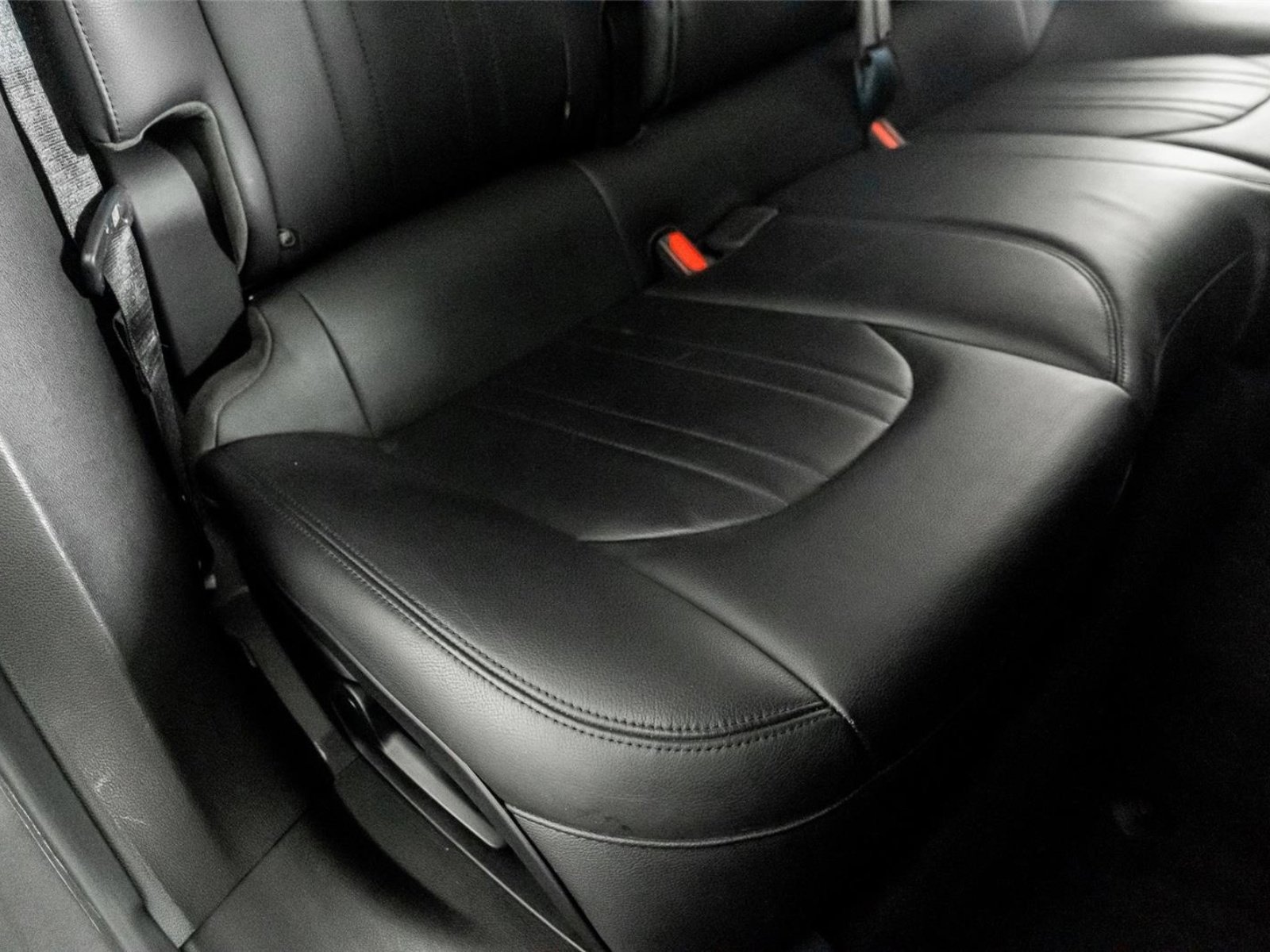 Used 2022 Maserati Levante GT image 25