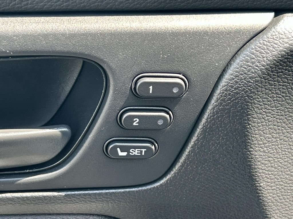 Used 2025 Honda Odyssey Sport-L image 30