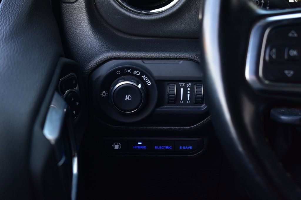 Used 2022 Jeep Wrangler Unlimited Sahara image 42