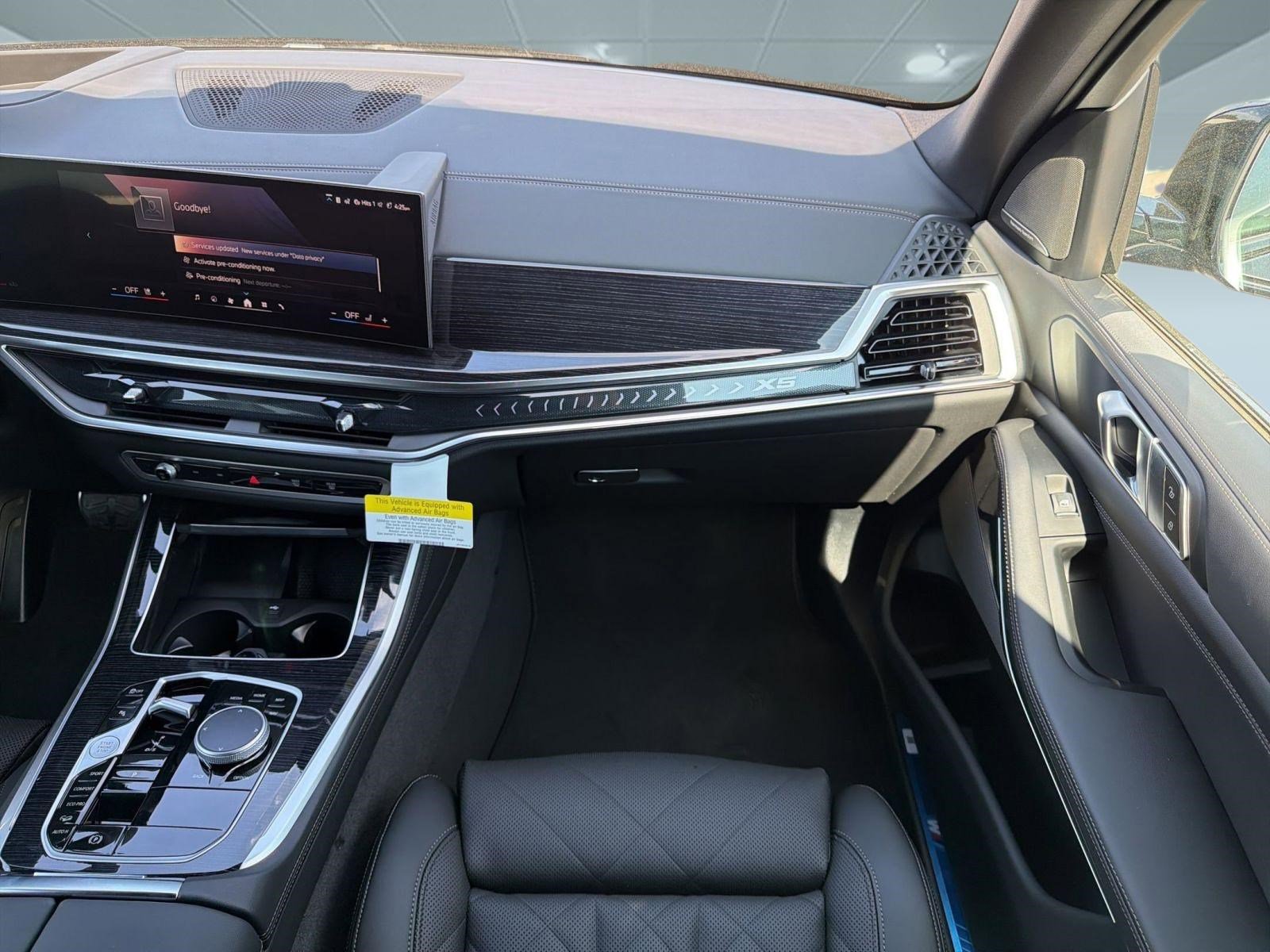 New 2026 BMW X5 xDrive40i w/ M Sport Package AWD/4WD image 28