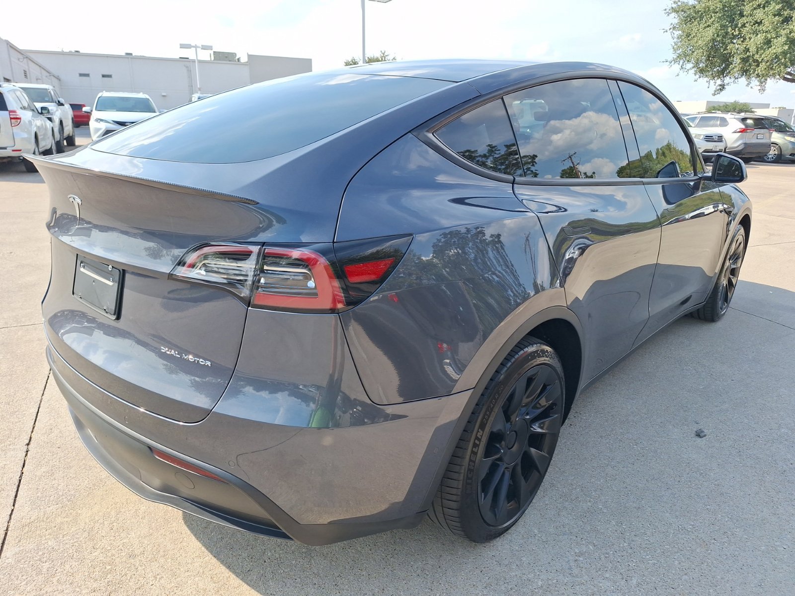 Used 2020 Tesla Model Y Long Range AWD/4WD image 6