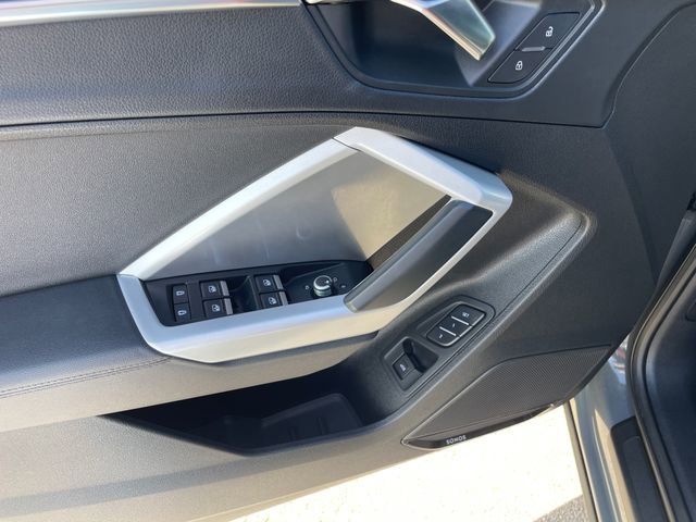 Used 2023 Audi Q3 2.0T Premium Plus w/ Premium Plus Package AWD/4WD image 10