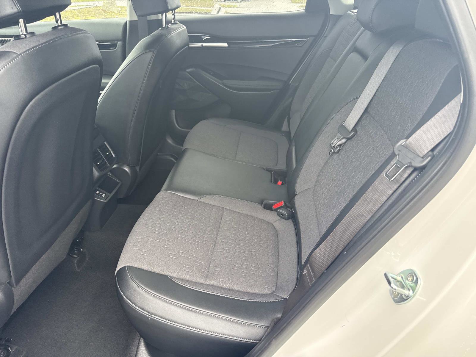 Used 2025 Kia Seltos S image 15