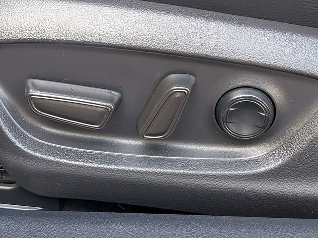 Used 2020 Toyota Camry XSE FWD image 18