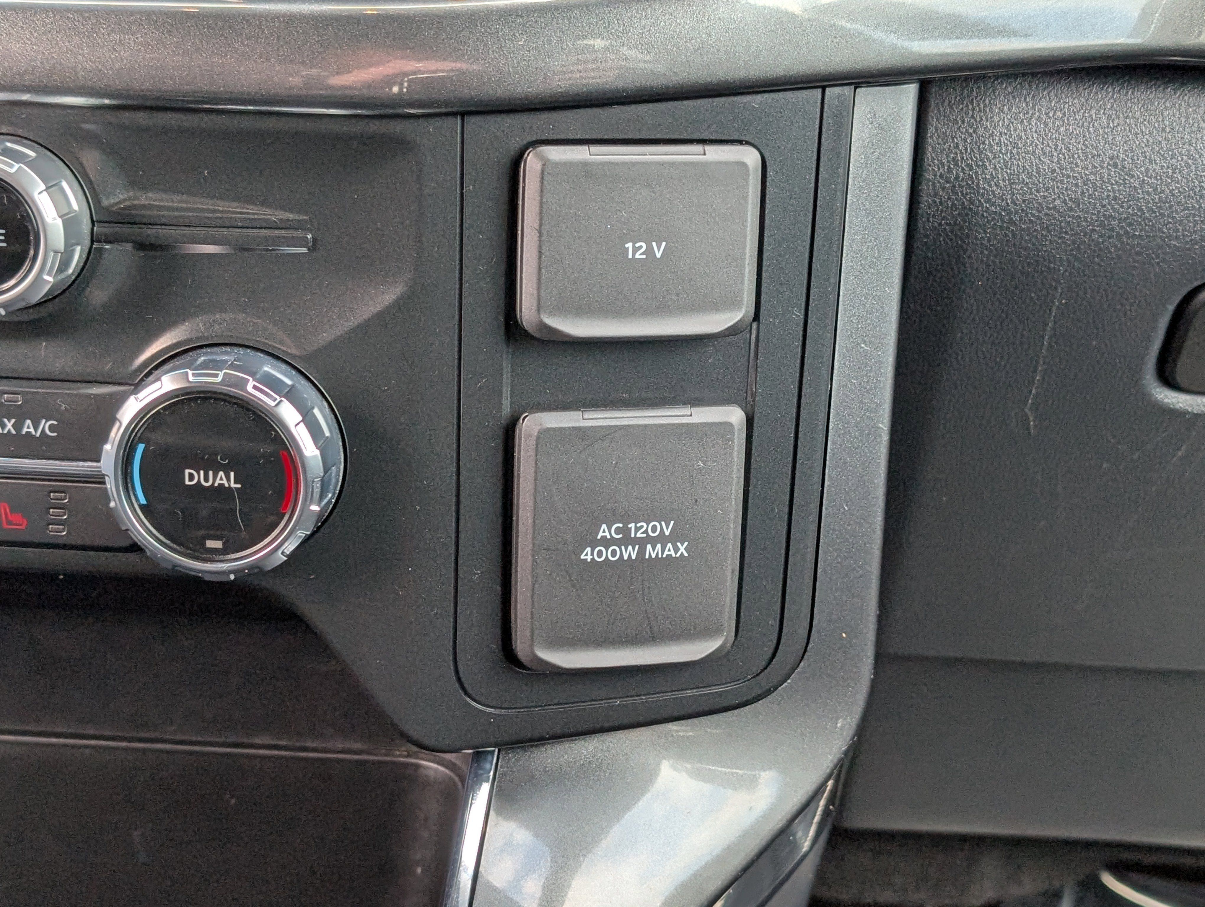 Certified 2022 Ford F150 XLT w/ Equipment Group 302A High image 25