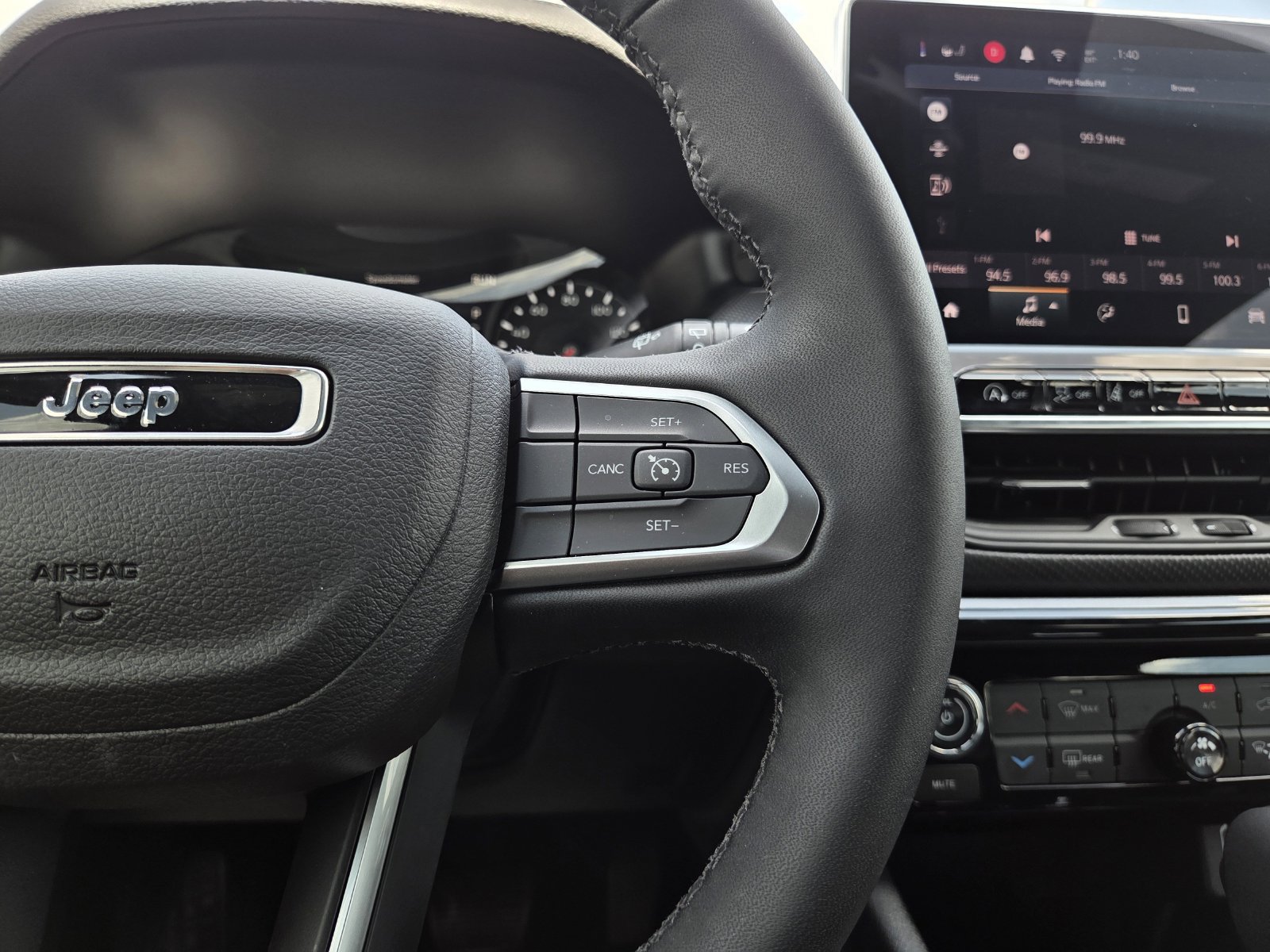 New 2026 Jeep Compass Latitude AWD/4WD image 40