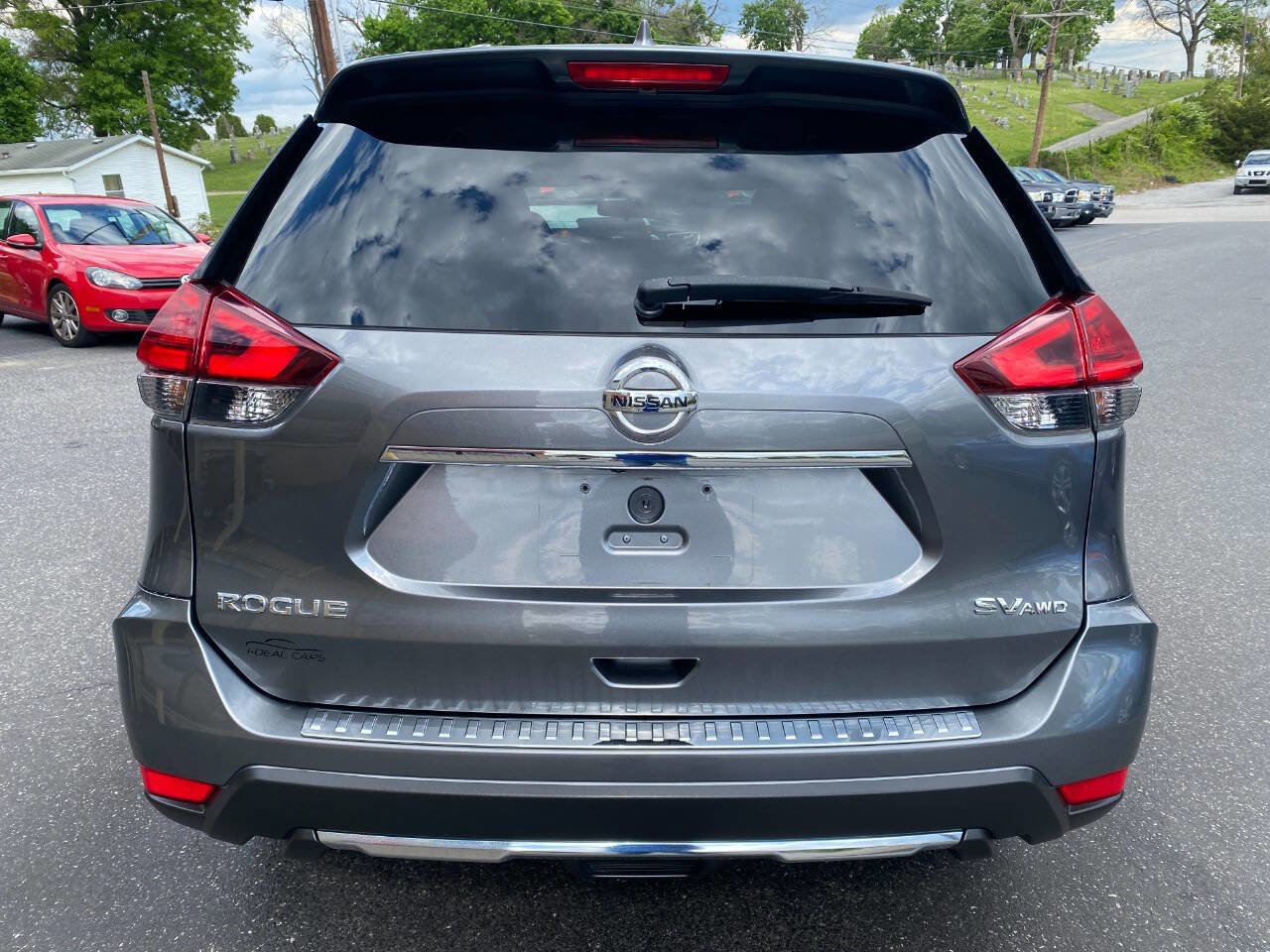Used 2017 Nissan Rogue SV w/ Midnight Edition Package AWD/4WD image 4