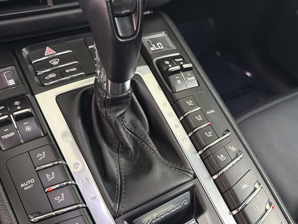 Used 2019 Porsche Macan AWD/4WD image 8