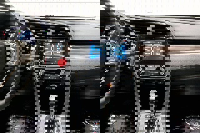 Used 2020 Honda Civic EX image 6