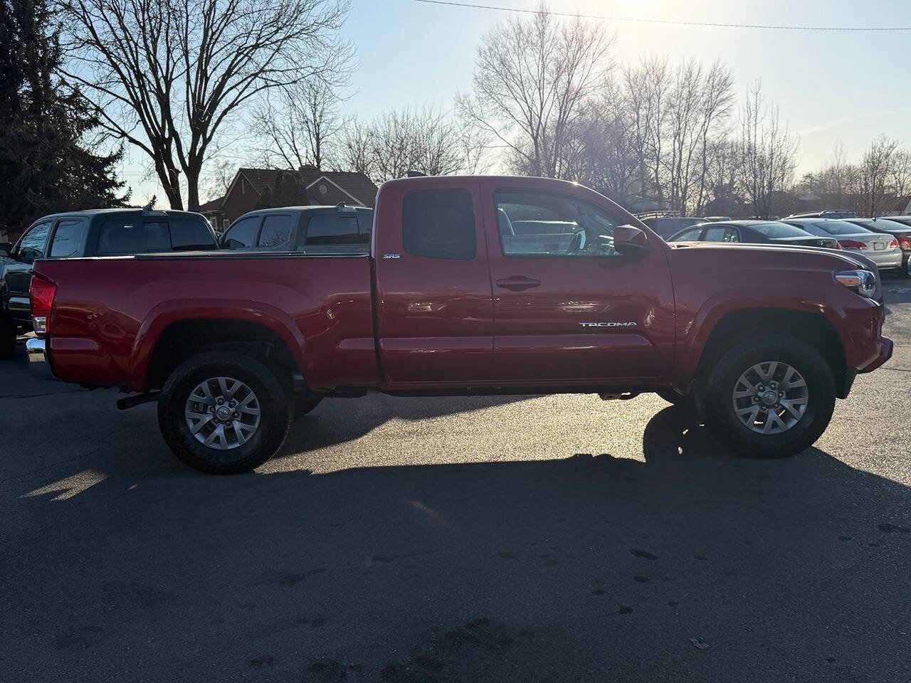 Used 2016 Toyota Tacoma TRD Sport image 71