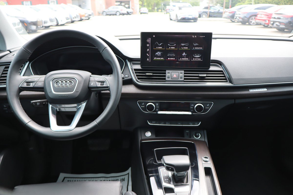 Used 2025 Audi Q5 e Premium image 12