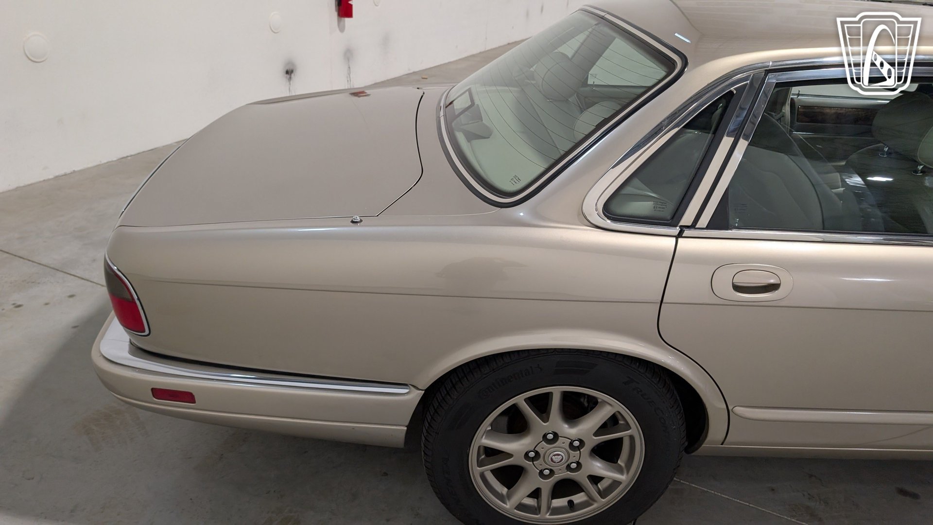 Used 1996 Jaguar XJ6 RWD image 34