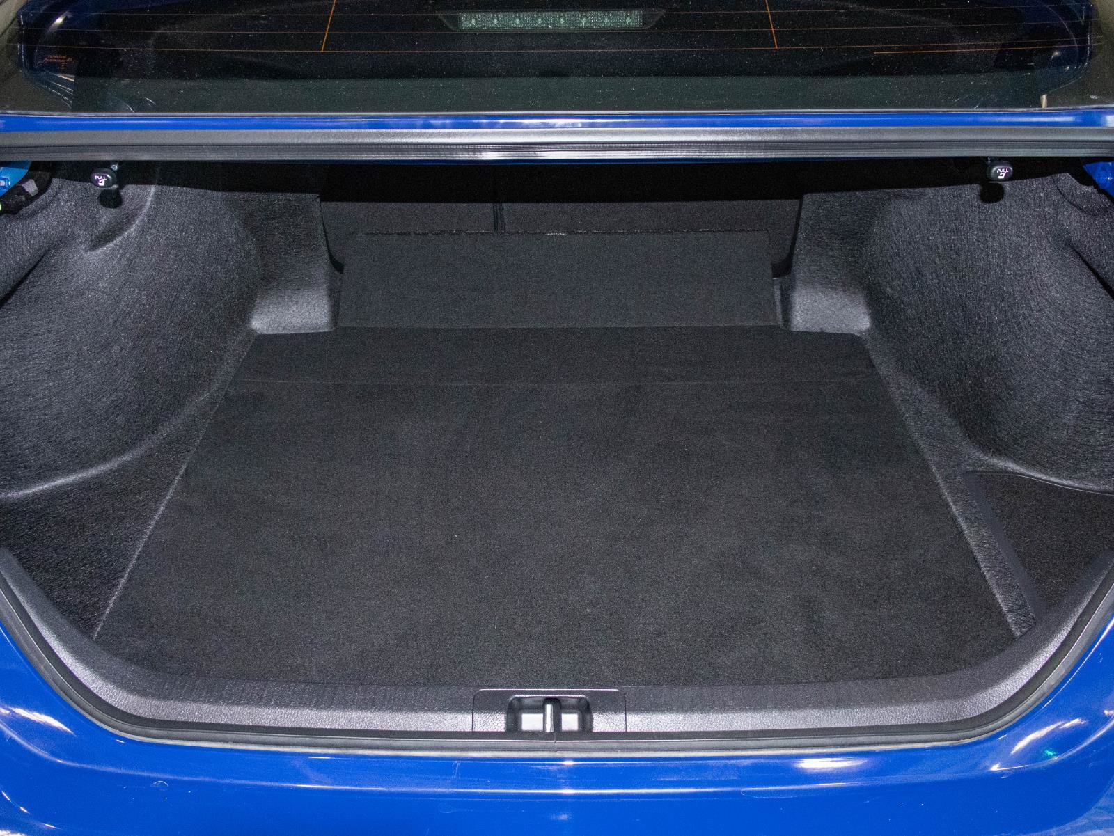 Used 2025 Toyota Camry XSE FWD image 23