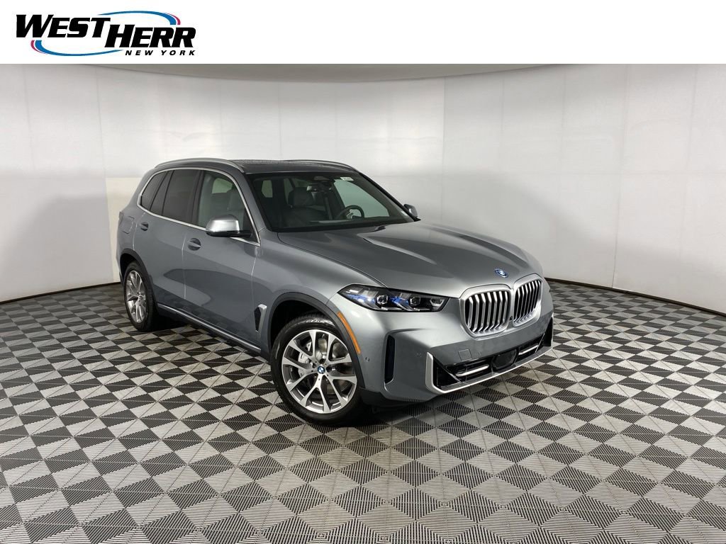 New 2026 BMW X5 xDrive50e w/ Climate Comfort Package image 1