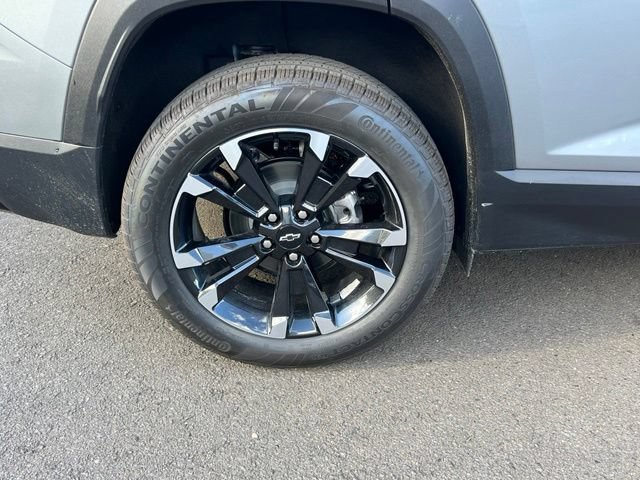 New 2027 Chevrolet Equinox RS w/ Convenience Package III AWD/4WD image 9