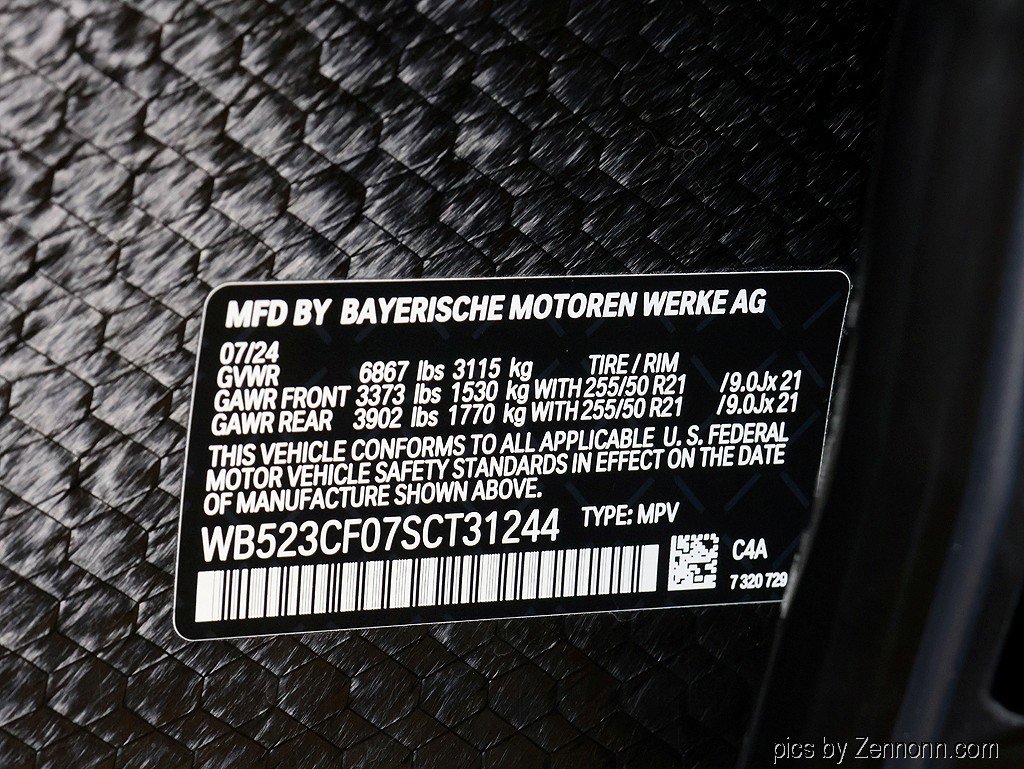 Certified 2025 BMW iX xDrive50 w/ Premium Package AWD/4WD image 39