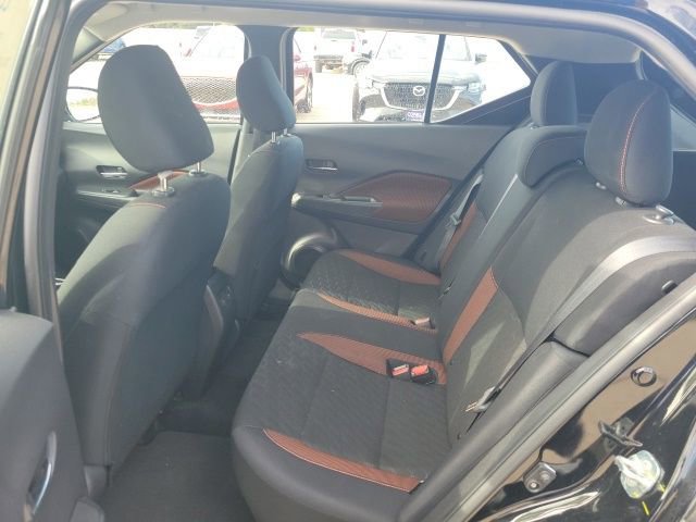 Used 2024 Nissan Kicks SR image 15