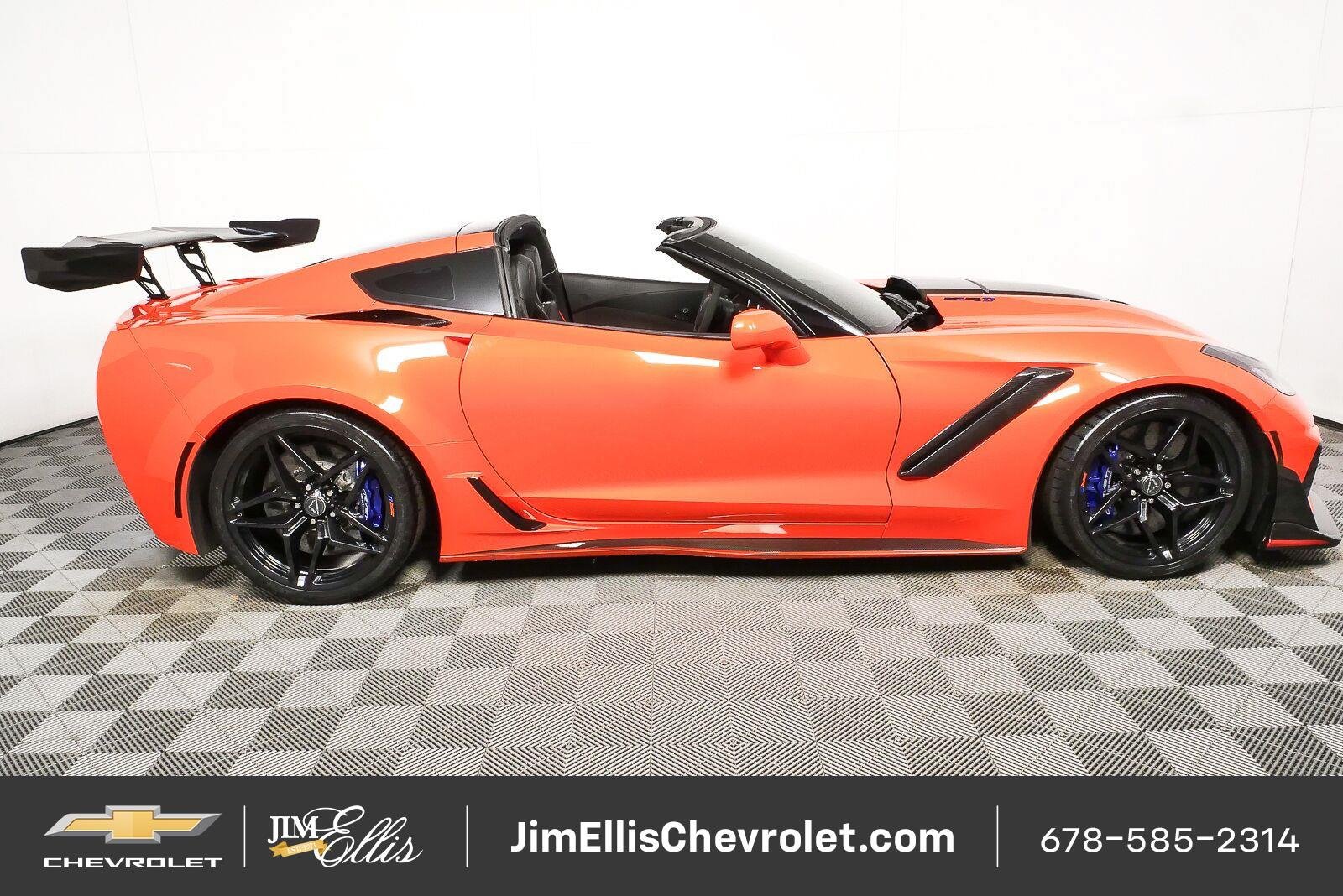Used 2019 Chevrolet Corvette ZR1 RWD image 4