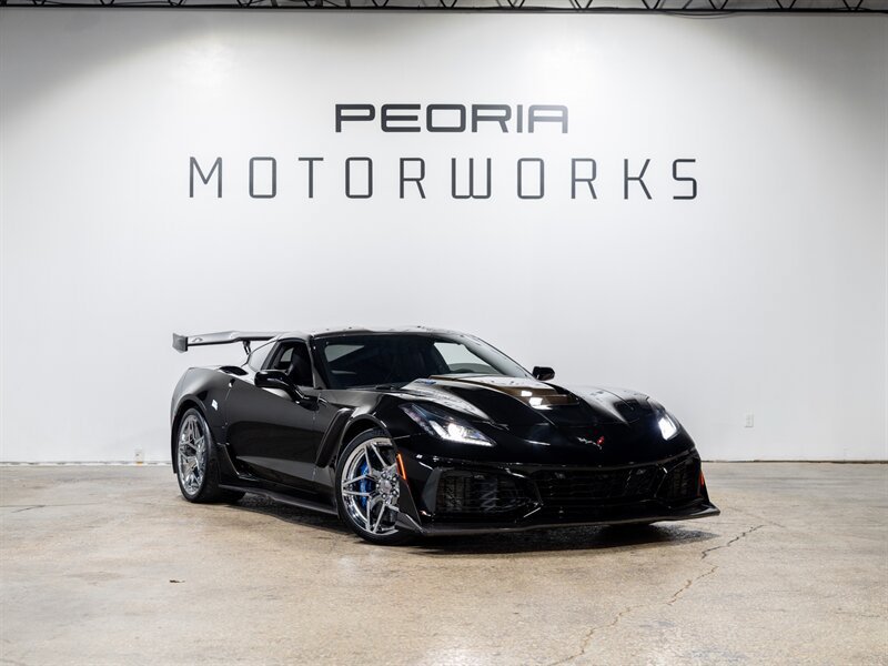 Used 2019 Chevrolet Corvette ZR1 RWD image 1