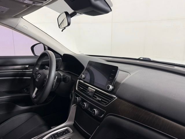 Used 2019 Honda Accord EX image 31