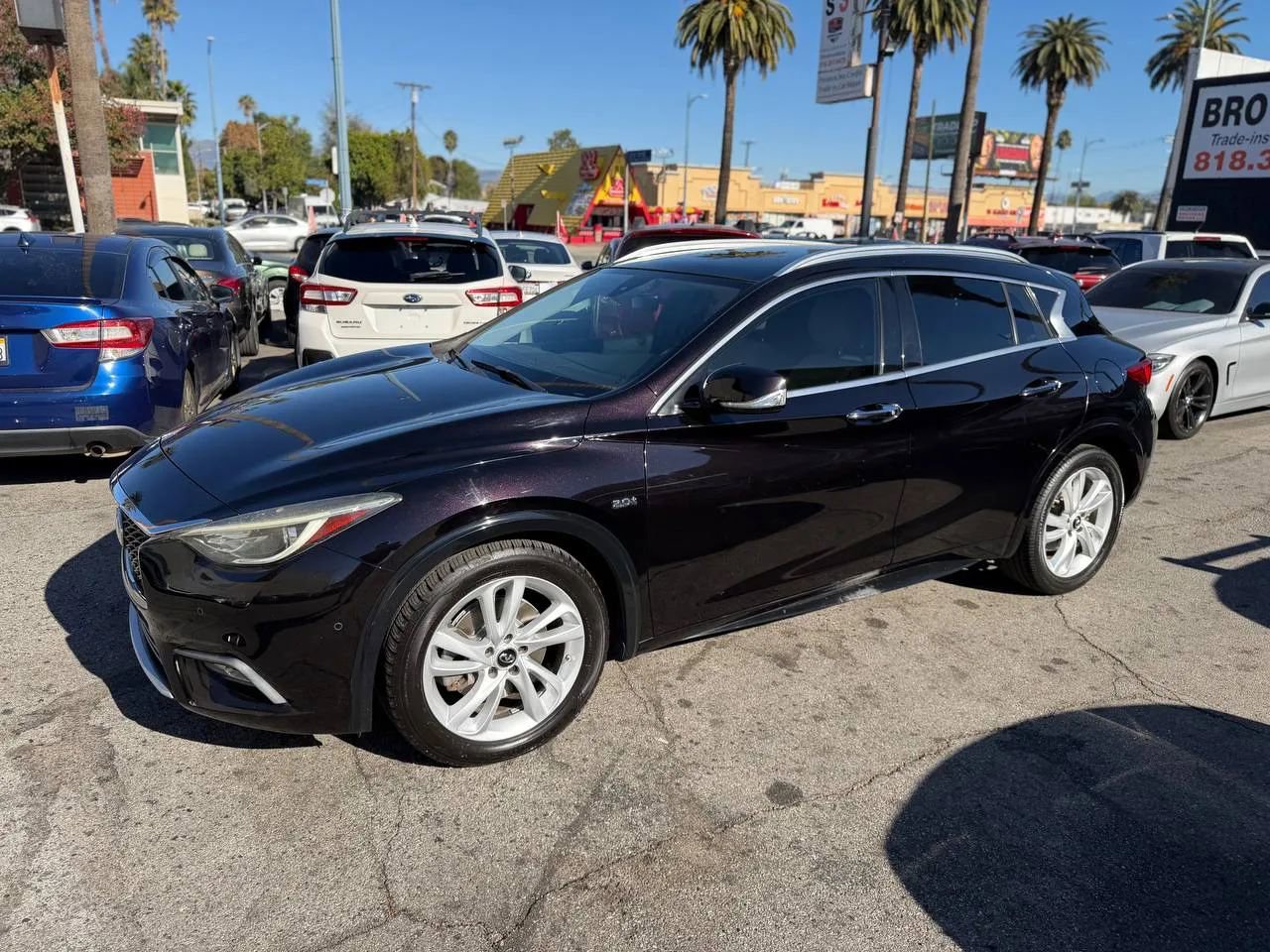 Used 2018 INFINITI QX30 Premium w/ Navigation Package image 9
