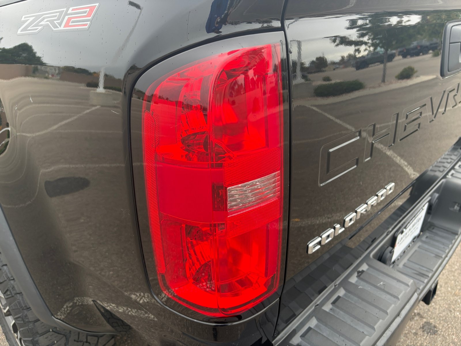 Used 2022 Chevrolet Colorado ZR2 AWD/4WD image 17