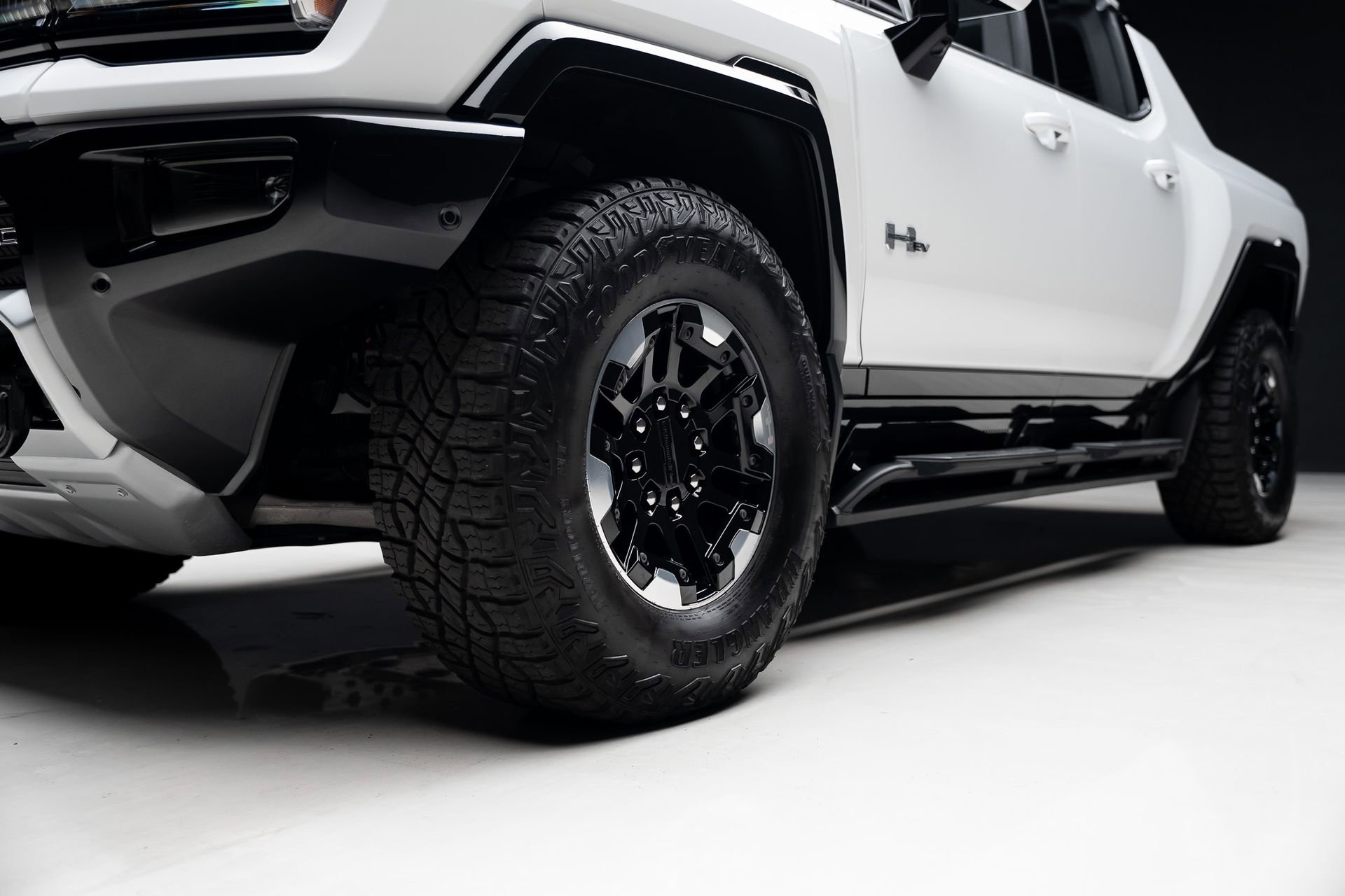 Used 2022 GMC Hummer EV Edition 1 w/ LPO, Illumination Package AWD/4WD image 80