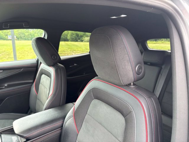 Used 2024 Chevrolet Blazer EV RS AWD/4WD image 18