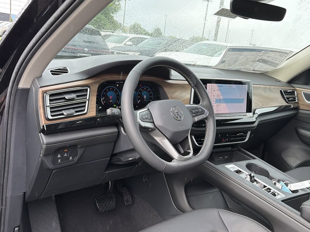 New 2026 Volkswagen Atlas SE FWD image 10