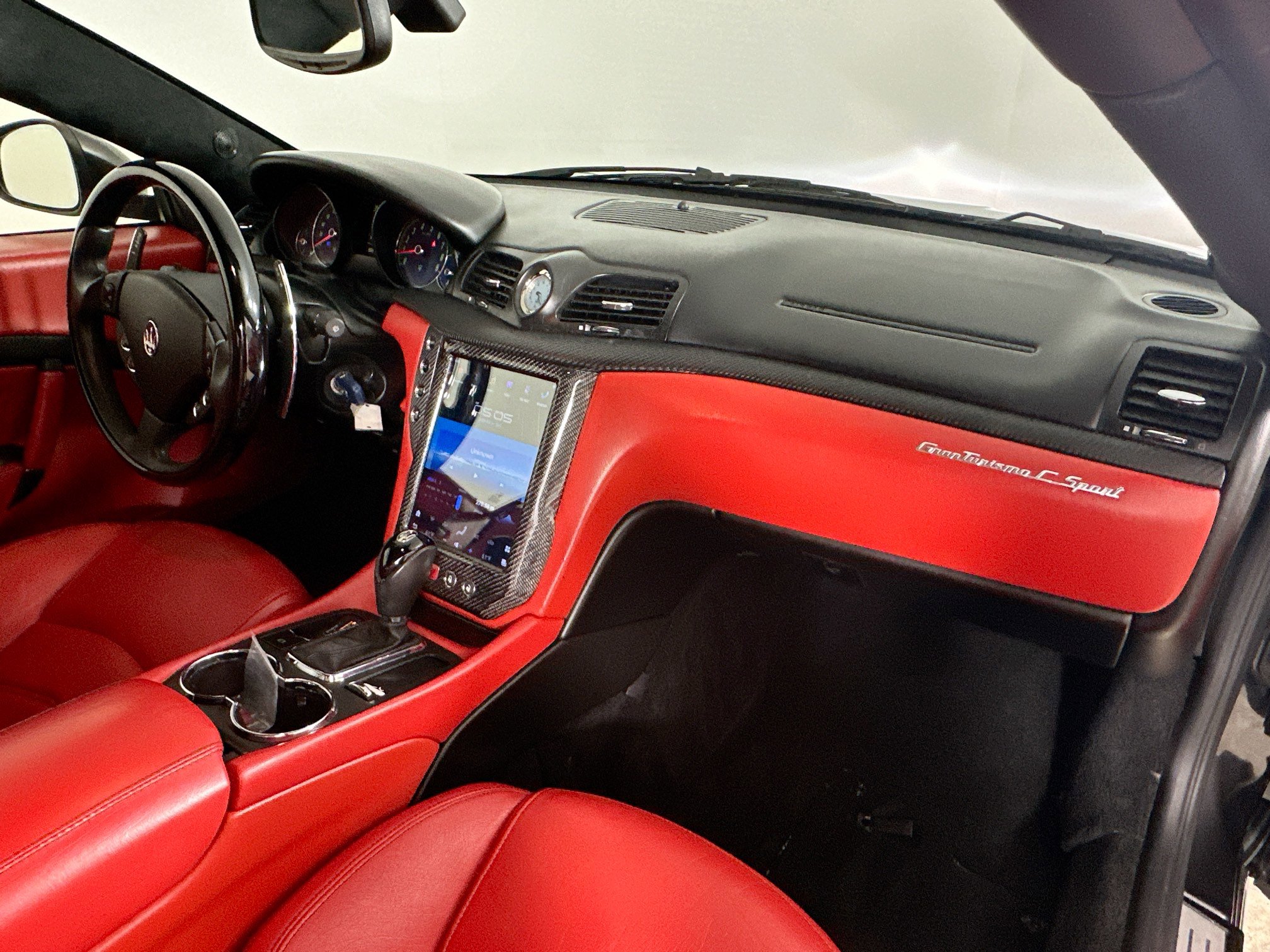 Used 2015 Maserati GranTurismo Sport RWD image 38