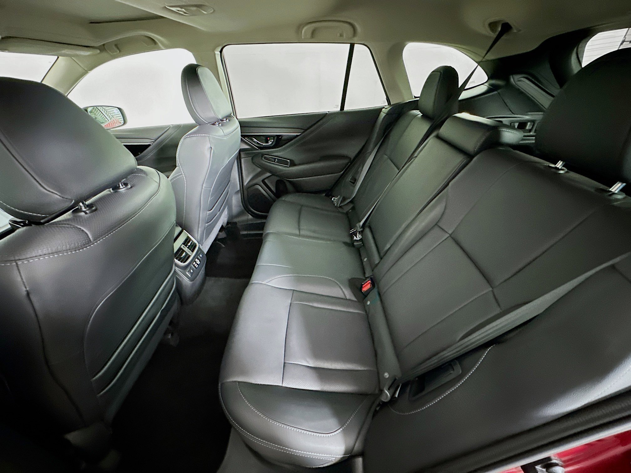 Used 2024 Subaru Outback Limited image 28