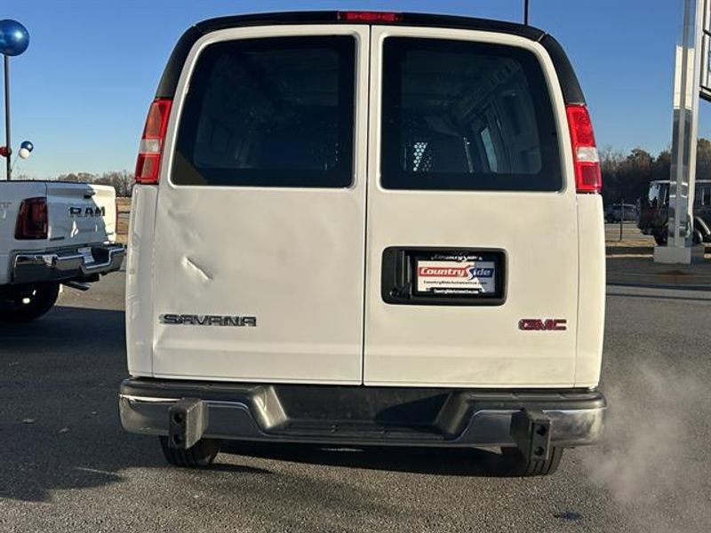 Used 2024 GMC Savana 2500 w/ Driver Convenience Package image 8
