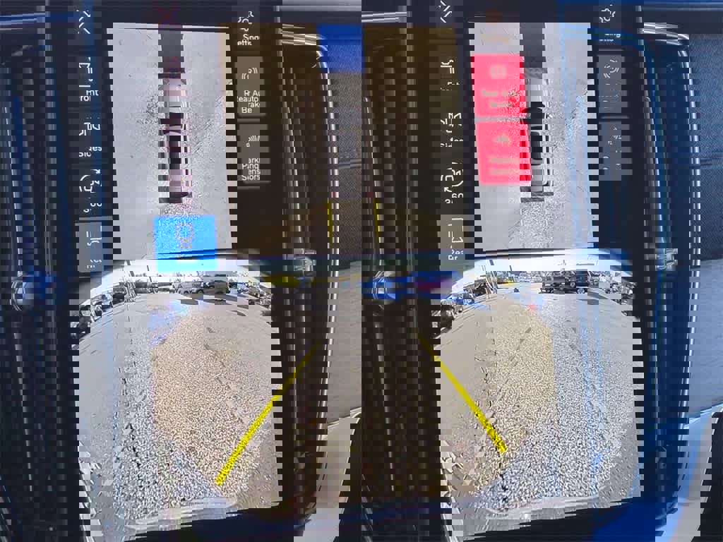 New 2026 Volvo XC90 B6 Plus w/ Protection Package Premier image 28