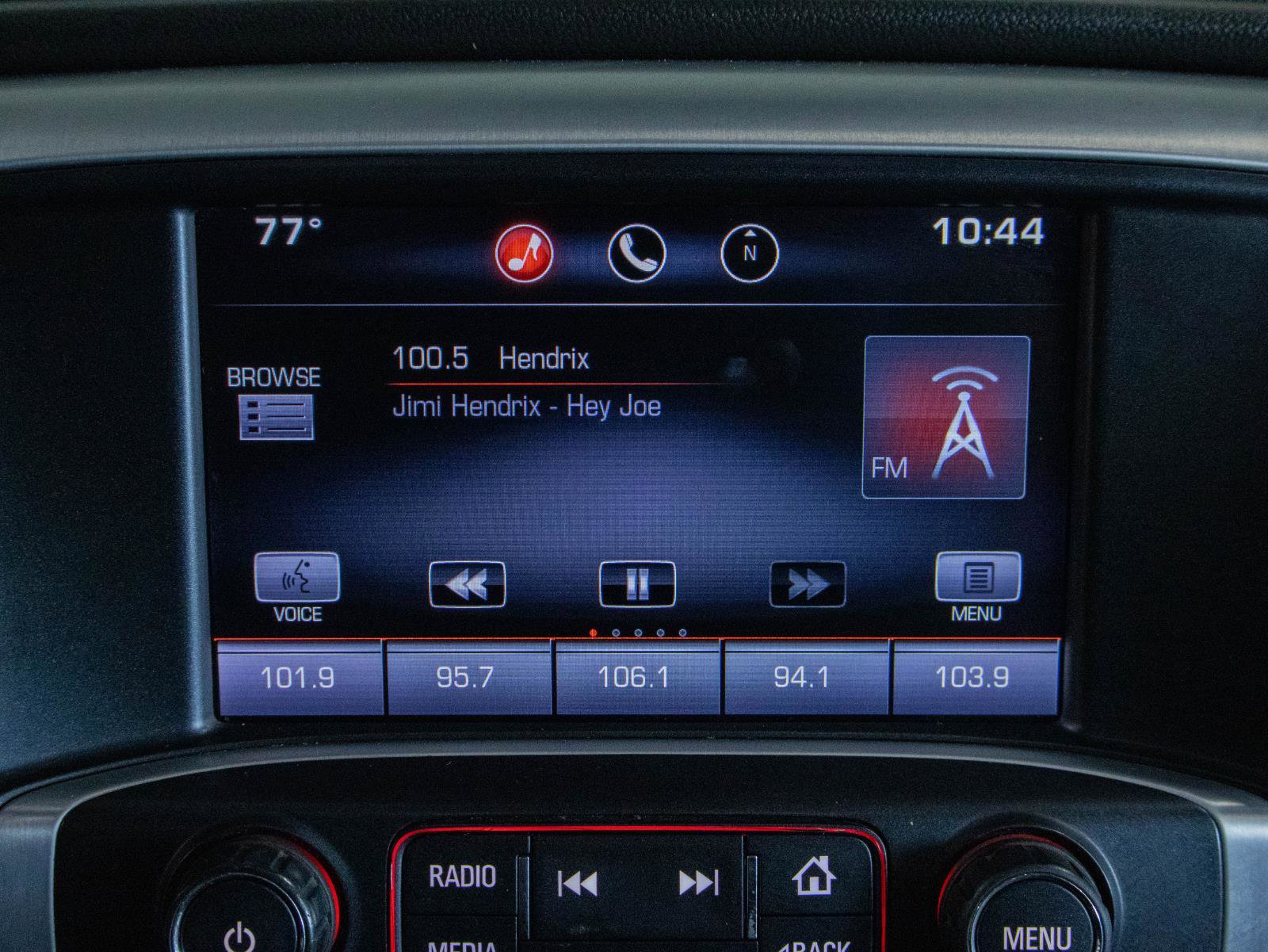 Used 2015 GMC Sierra 1500 SLT w/ SLT Crew Cab Value Package image 8