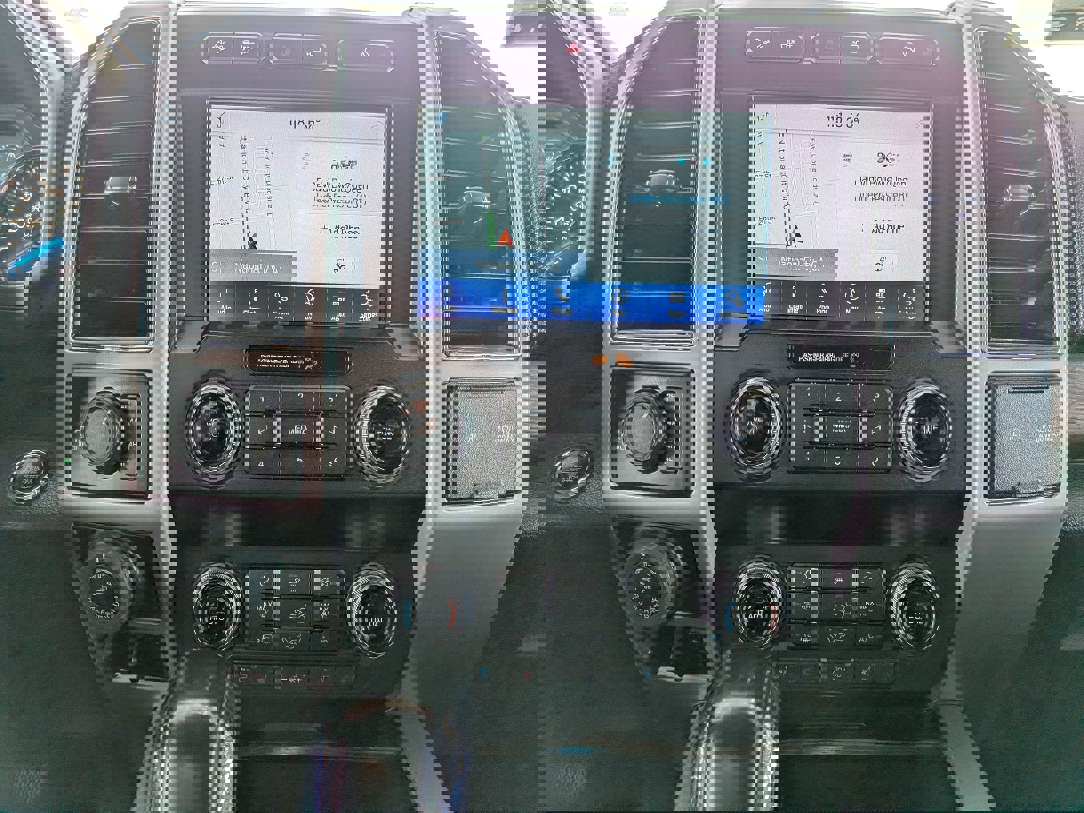 Used 2019 Ford F150 Lariat w/ Equipment Group 502A Luxury image 19