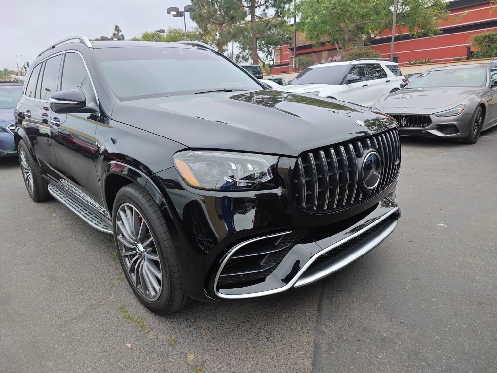 Used 2025 Mercedes-Benz GLS 63 AMG 4MATIC image 16