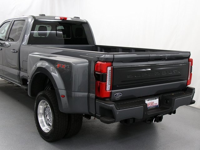 New 2026 Ford F450 Platinum image 10